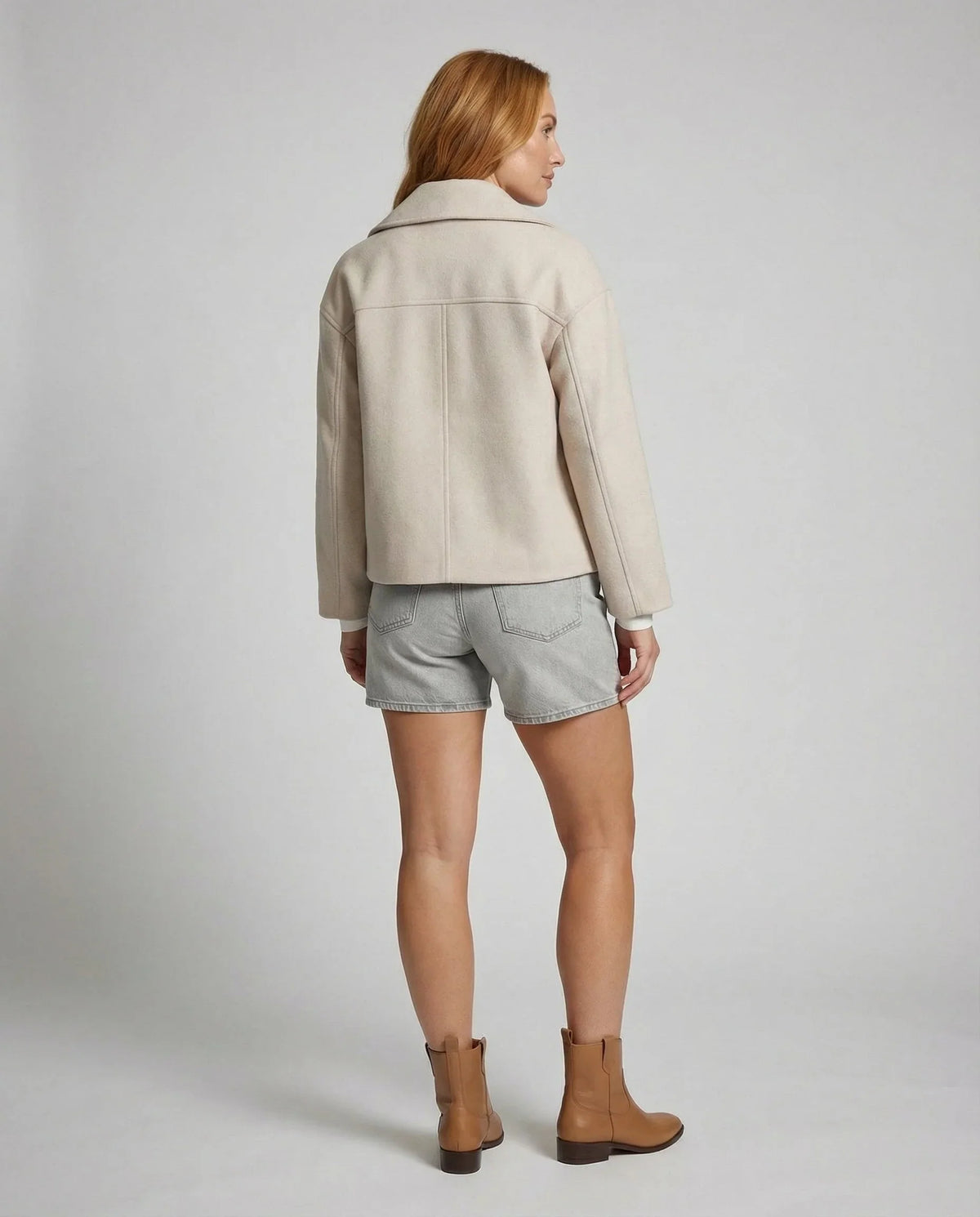 Blazer corto da donna doppiopetto sartoriale – foto 8
